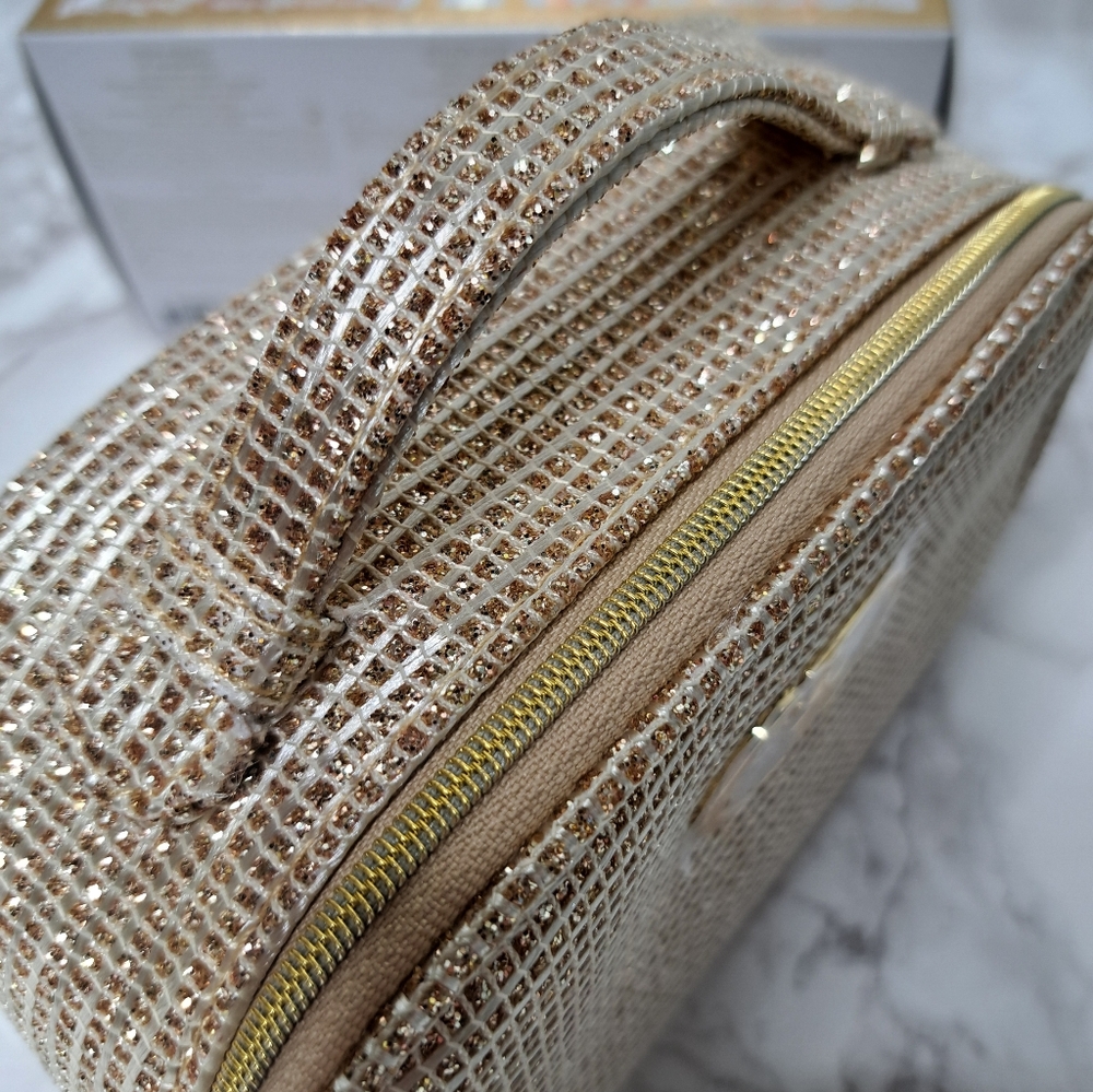 Dior 2025 Holiday Edition Gold Metallic Woven Top Handle Cosmetic Pouch - Picture 7 of 16